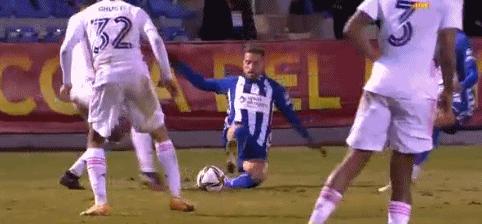 罗体：罗马旧将敦比亚接受测谎，结果显示其实际年龄超过40岁